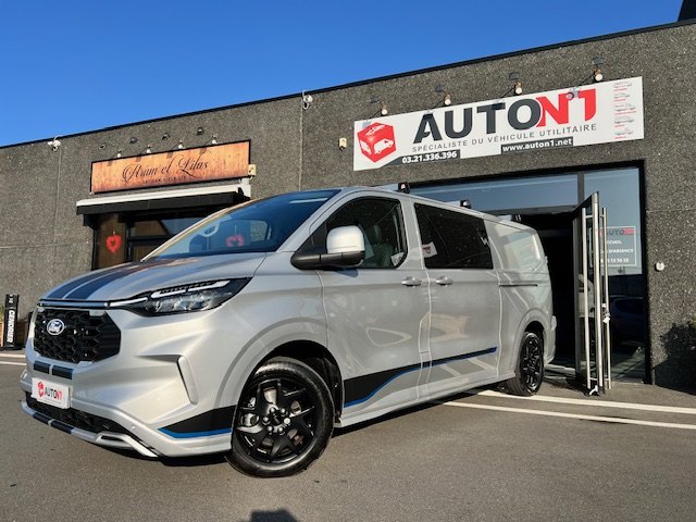Transit Custom blanc de profil